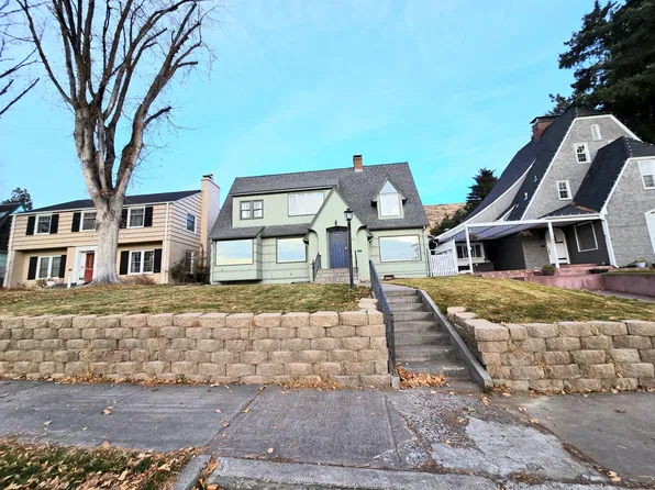 1425 Pacific Ter, Klamath Falls, OR 97601