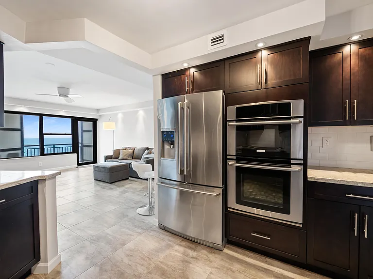 3800 Galt Ocean Dr #1009 — Photo 9