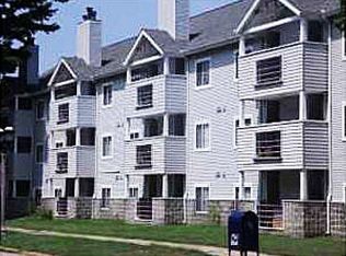 502 W Green St APT 112, Urbana, IL