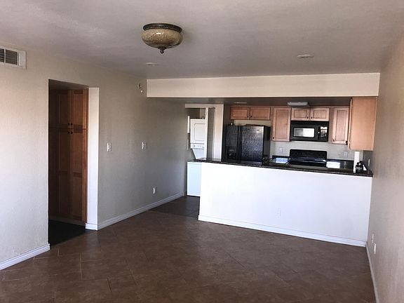 4th image of 12440 N 20th St APT 104