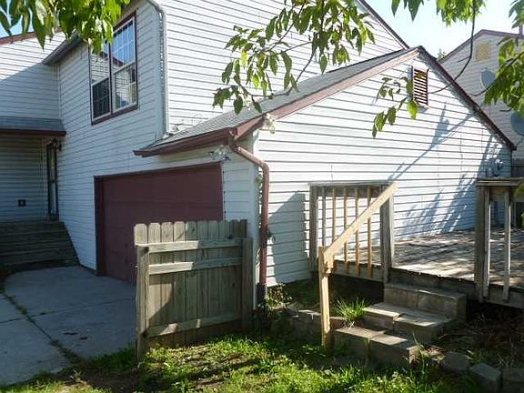 3rd image of 1844 E Werges Ave