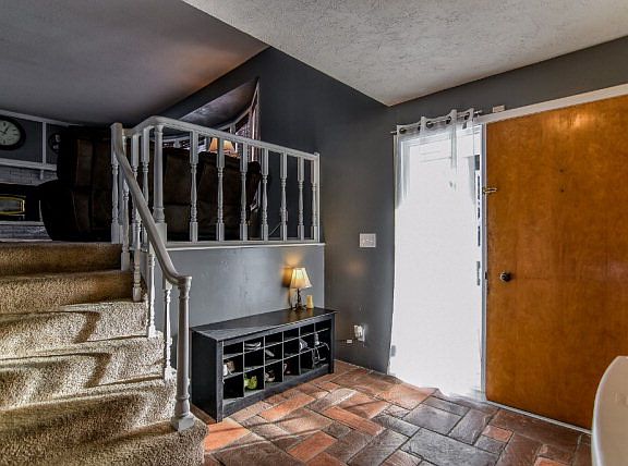 3rd image of 2370 Tasman Ave