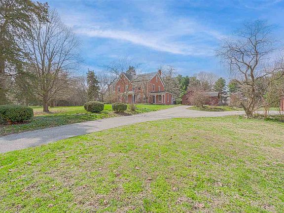 2nd image of 7458 Palmer Rd