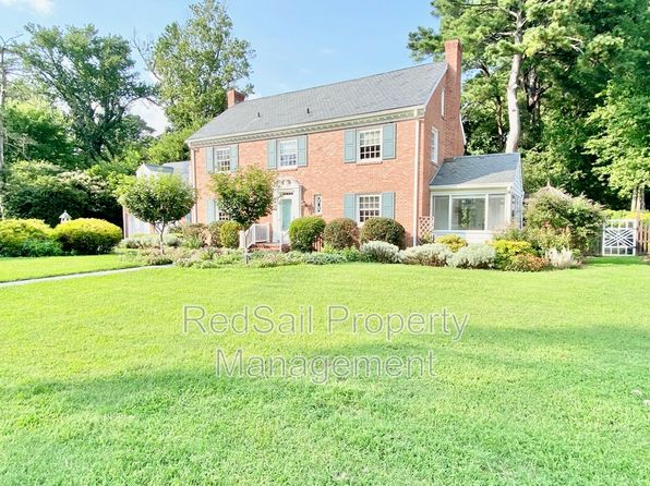 906 River Rd