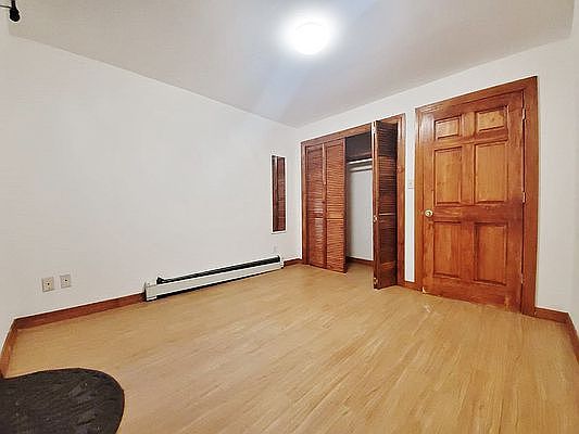 5th image of 32-07 23rd St #Bm1