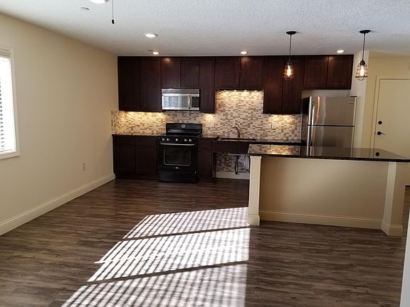 2nd image of 1975 Wilson Ave #6