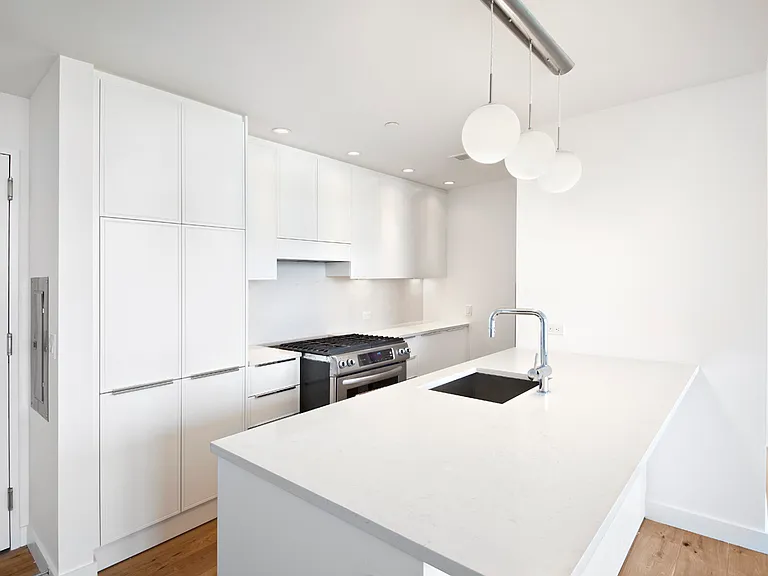 23 W 116th St #11B — Photo 4