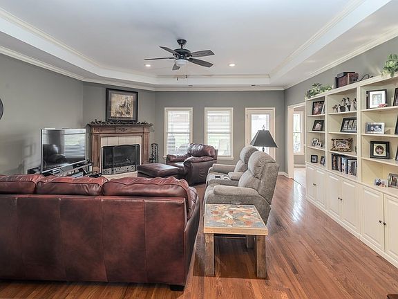 4th image of 516 Sagewood Dr