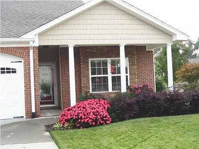 4th image of 6415 Laramie Cir