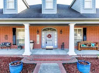 3350 Shady Hollow Ln, Beaumont, TX 77706