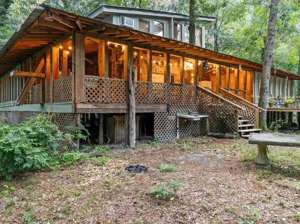 1373 Bridge St, Branchville, SC 29432