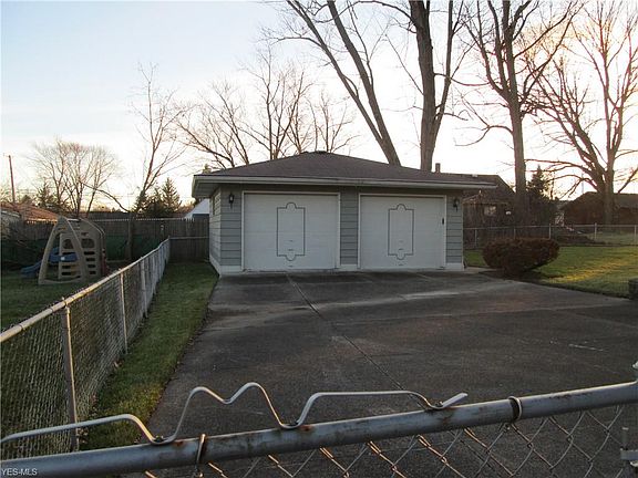 4th image of 4242 Keller Hanna Dr