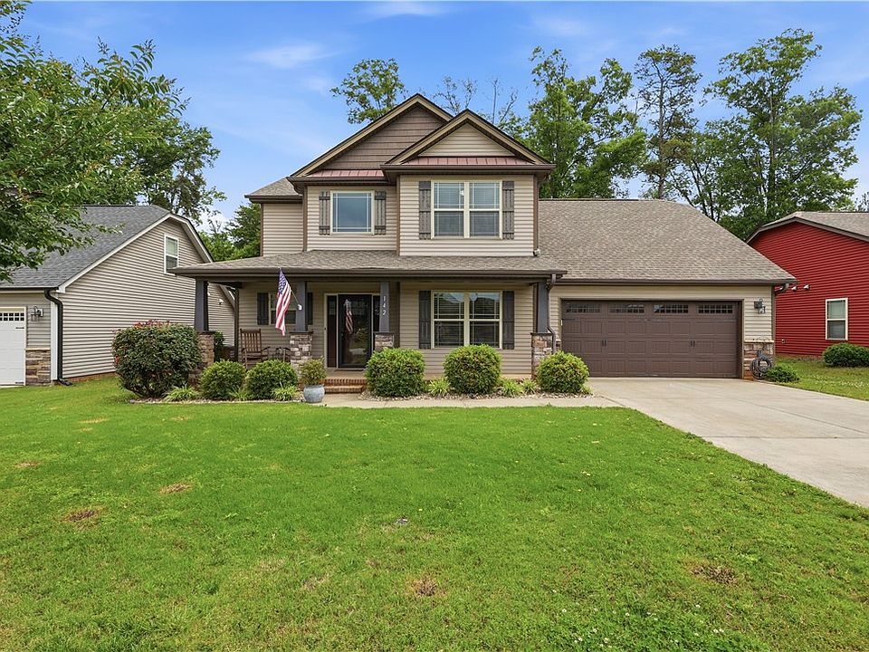 1st image of 142 Norfolk Cir