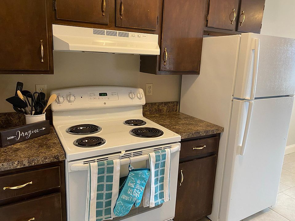 1st image of 1808 Knox St #28