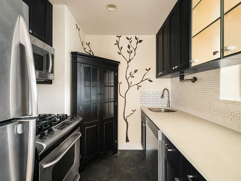 249 E 118th St #9A — Photo 13
