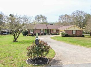 4635 Hiawatha Dr, Gainesville, GA 30506