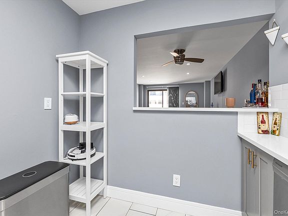 5th image of 360 Shore Road #2C