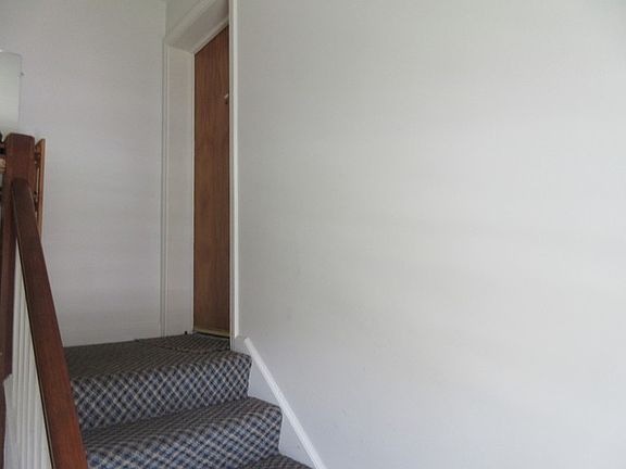 3rd image of 2846 W Summerdale Ave