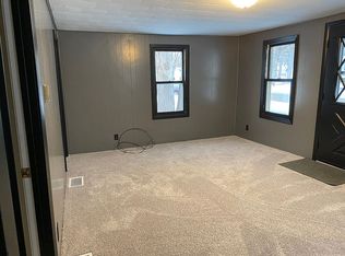 411 7th Ave NW, Independence, IA 50644