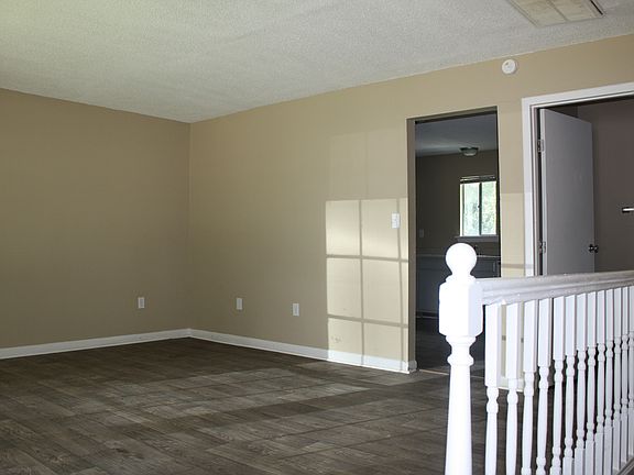 2nd image of 3724 Chula Vista Dr
