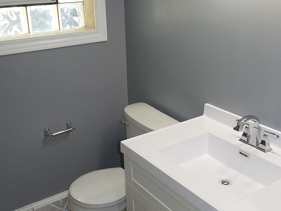 4th image of 6449 S Hoyne Ave