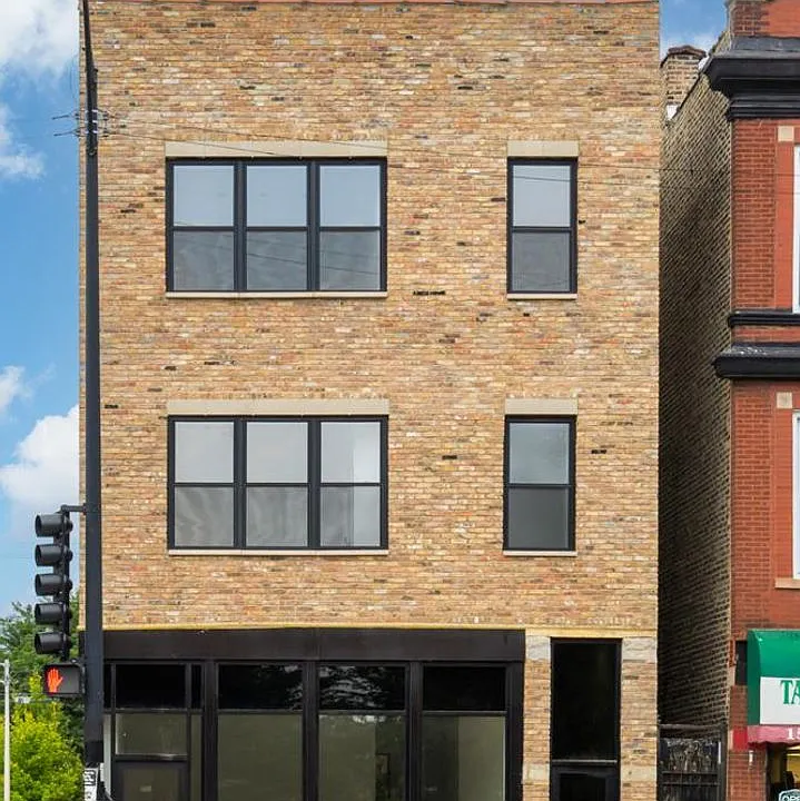 1500 N Western Ave