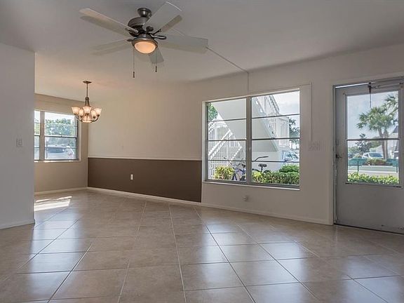 4th image of 2800 Indian River Blvd