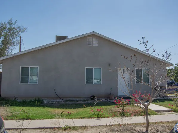 895 W Orange Ave, El Centro, CA 92243