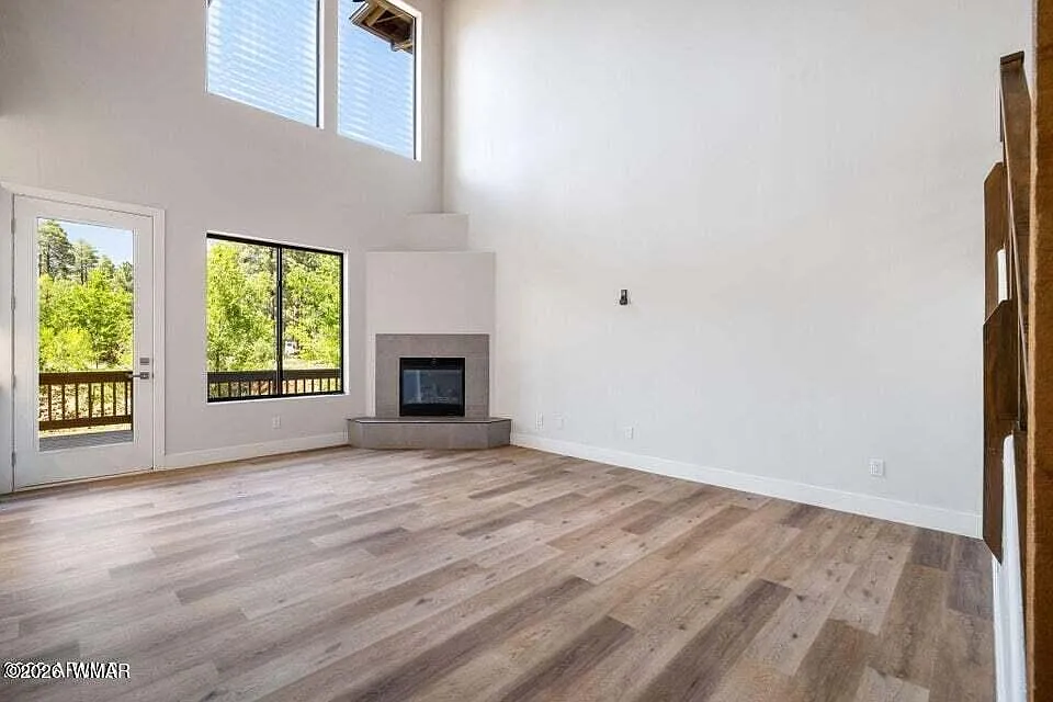 3 bed, 1672 sqft, $2,400 — Photo 3