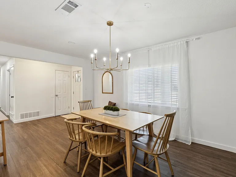 726 Snowden Dr — Photo 12