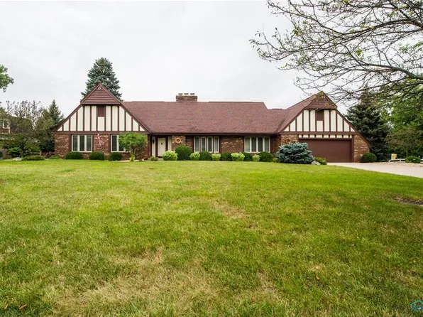 2834 Byrnwyck W, Maumee, OH 43537