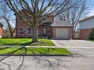21 Brazolot Dr, Guelph, ON N1G4M2
