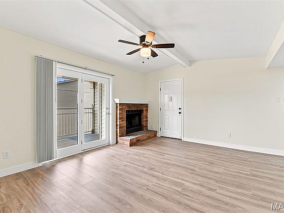 4th image of 122 Samarra Estates Dr APT I