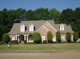 291 Walnut Leaf Dr, Cordova, TN 38018