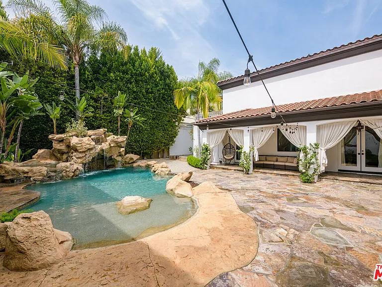 4705 Los Feliz Blvd — Photo 24