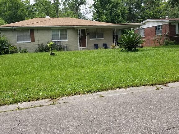 2nd image of 1348 Placid Pl