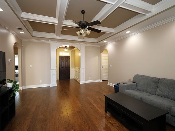 3rd image of 3568 Farmers Way