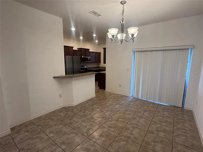 2853 Adelaide Ct — Photo 6