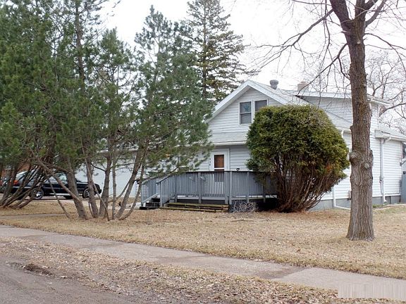 2nd image of 434 92nd Ave W