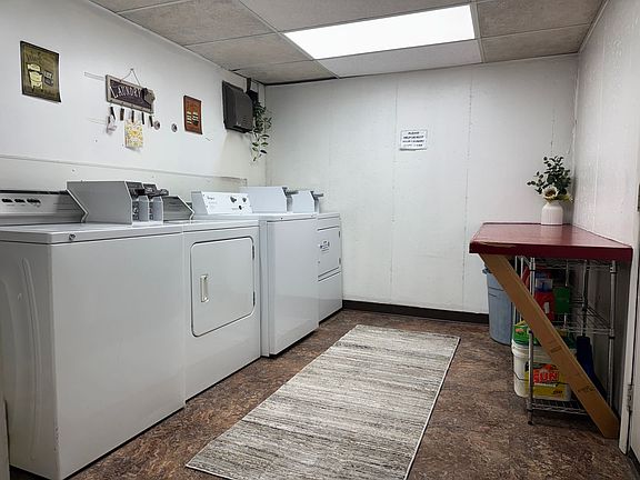 5th image of 7 Marietta Ave #8