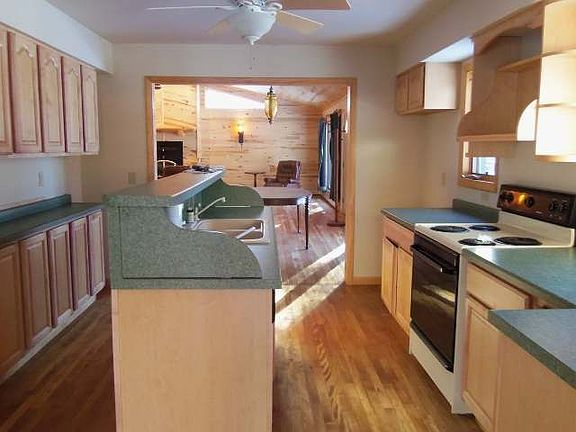 5th image of 5701 N Echo Lake Rd W #W