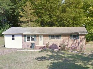 113 4th St, Hamlet, NC 28345