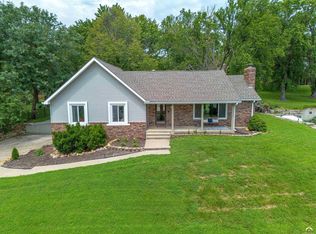 1627 Alvamar Dr, Lawrence, KS 66047