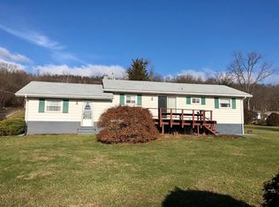 120 Hoss Dr, Lewistown, PA 17044