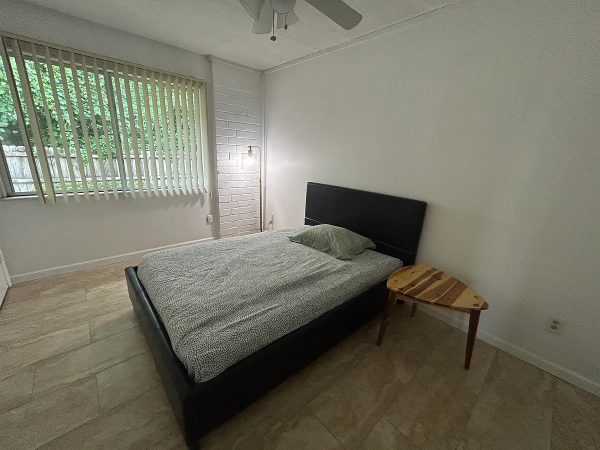 Photo 2 of 10 - 1700 SW 16th Ct #M1 - Gainesville, FL Building Photo - 1700 SW 16th Ct #M1