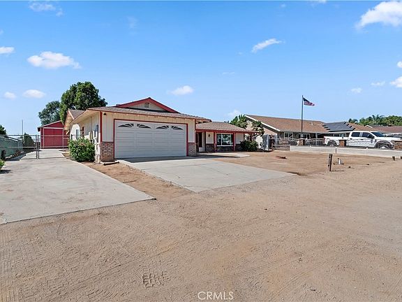 4th image of 2977 Norco Dr