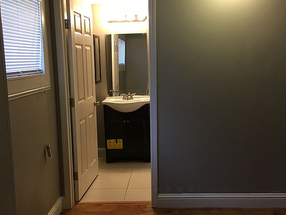 4th image of 24488 Edith St
