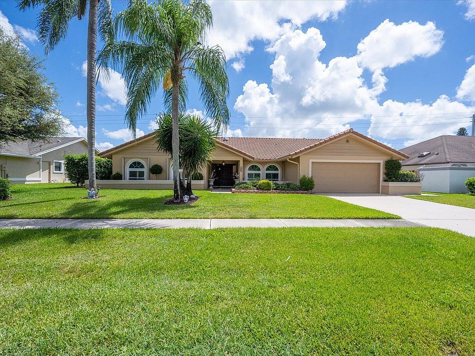 1st image of 1654 Farmington Cir