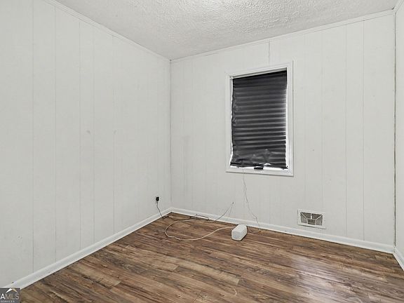 4th image of 5990 Mallory Rd