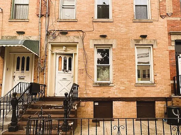 16 Grant Ave, Brooklyn, NY 11208
